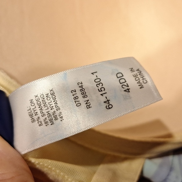 Q women's Swimsuits For All built in bra swimsuit top 42DD - Picture 4 of 5